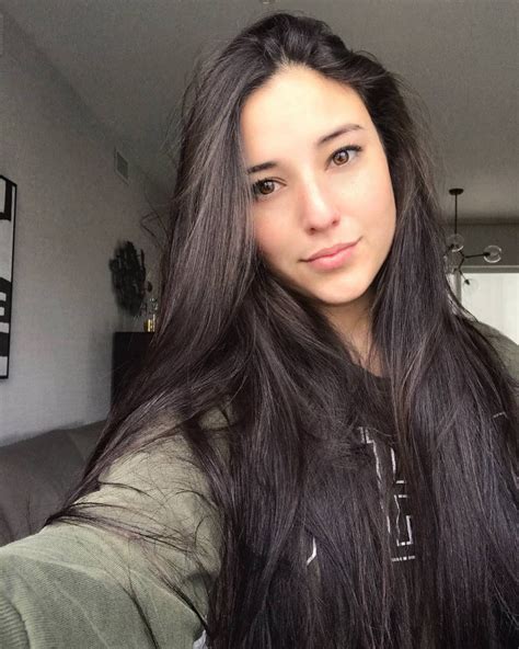 Angie Varona